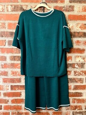 J12 - Dark Green Knit Two-Piece Set with White Trim